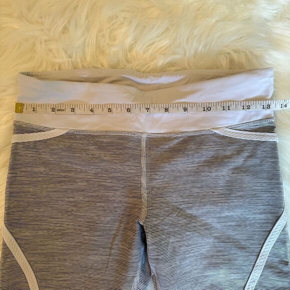 Lululemon Leggings - Picture 4 of 9